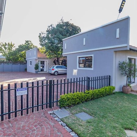 Angelica Guest House Boksburg Εξωτερικό φωτογραφία